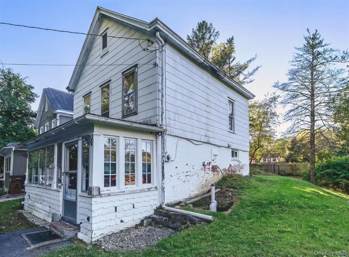 35 Rock Street, Kingston, NY 12401 - #1