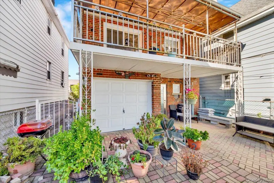 2877 Waterbury Avenue, Bronx, NY 10461 - #3