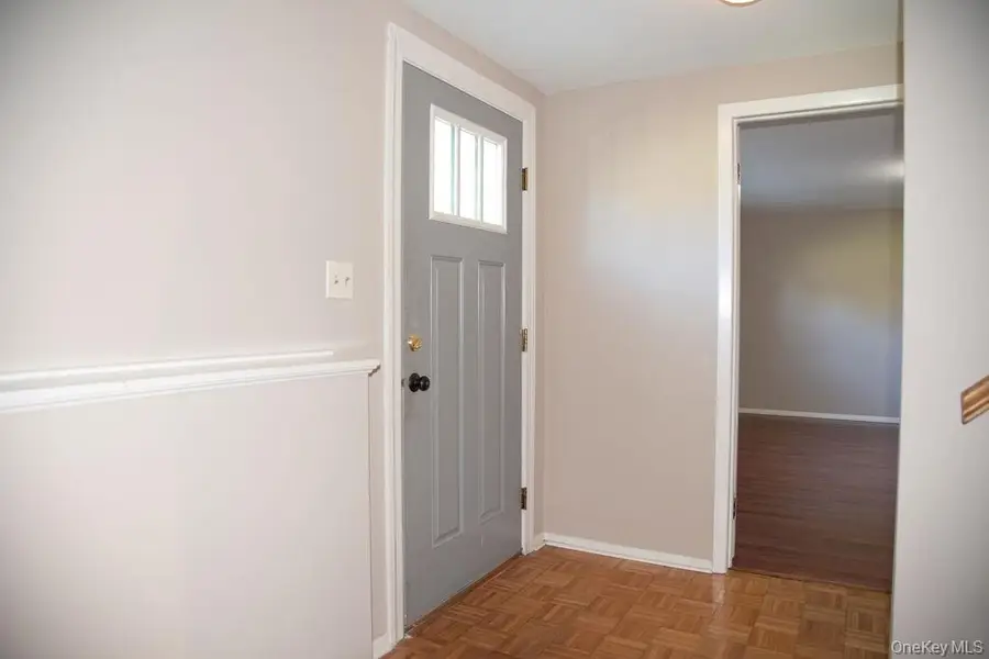 4 Robin Street, Pearl River, NY 10965 - #3
