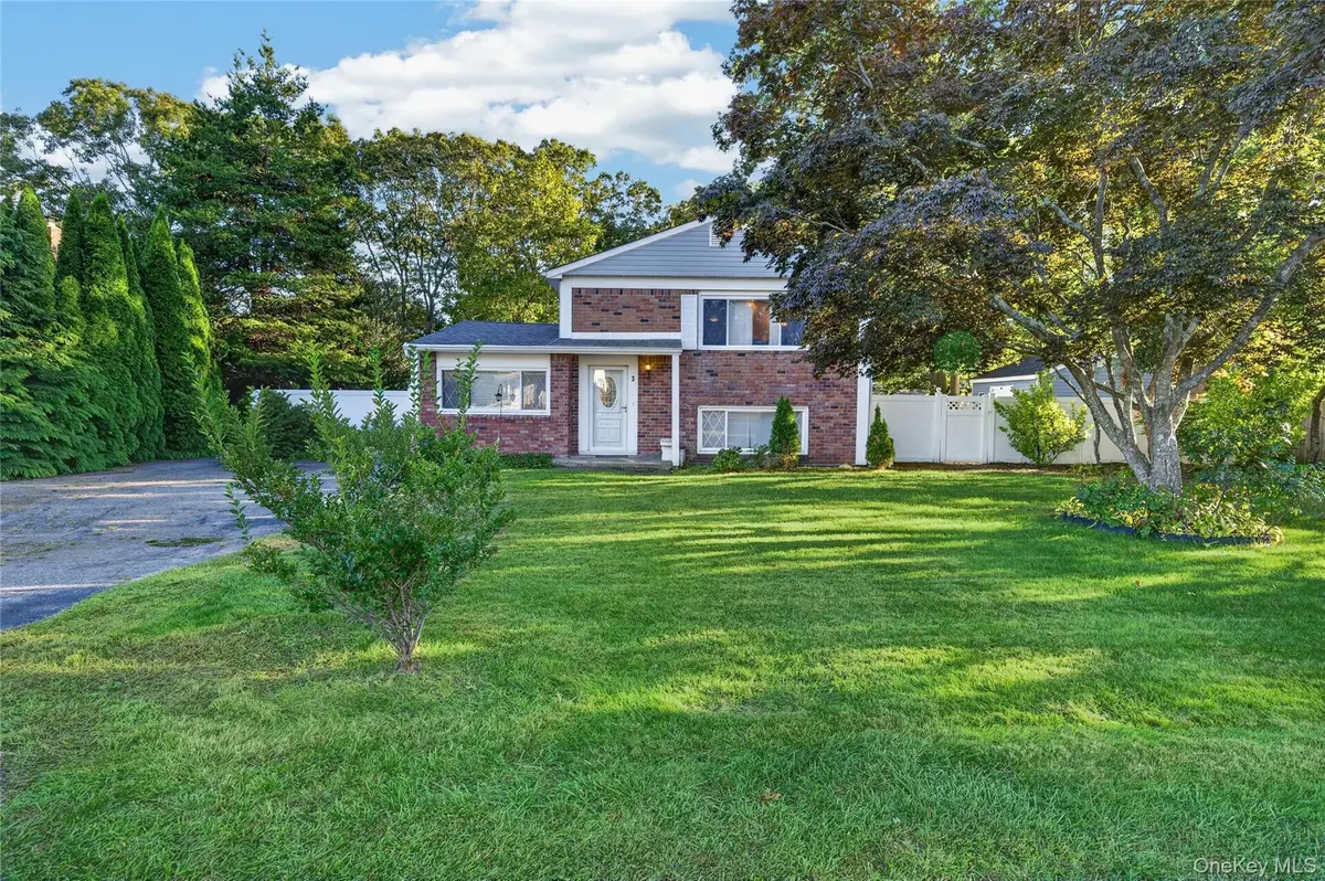 3 Jasper Avenue, Patchogue, NY 11772 - #1