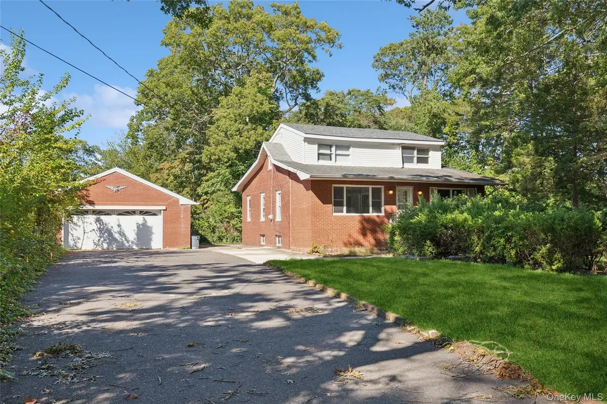 9 Plandome Place, Selden, NY 11784 - #1