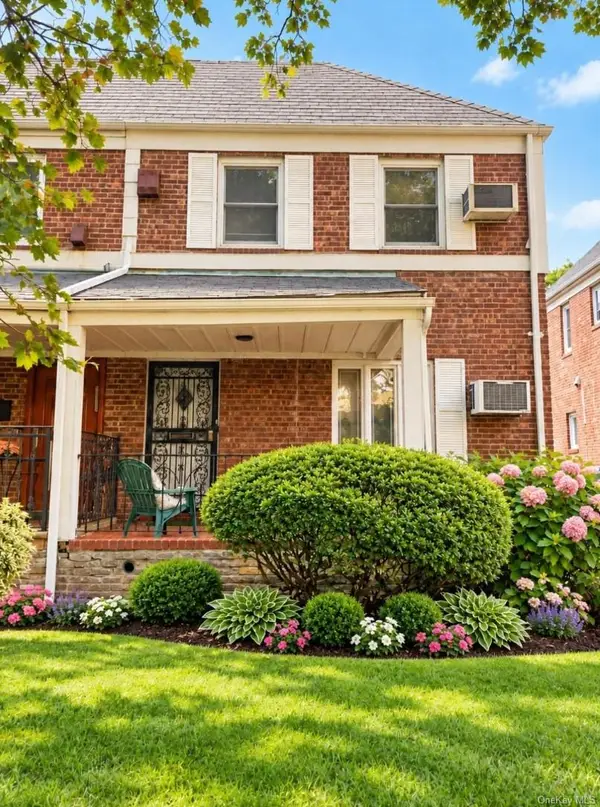 136-67 72 Avenue, Kew Garden Hills, NY 11367