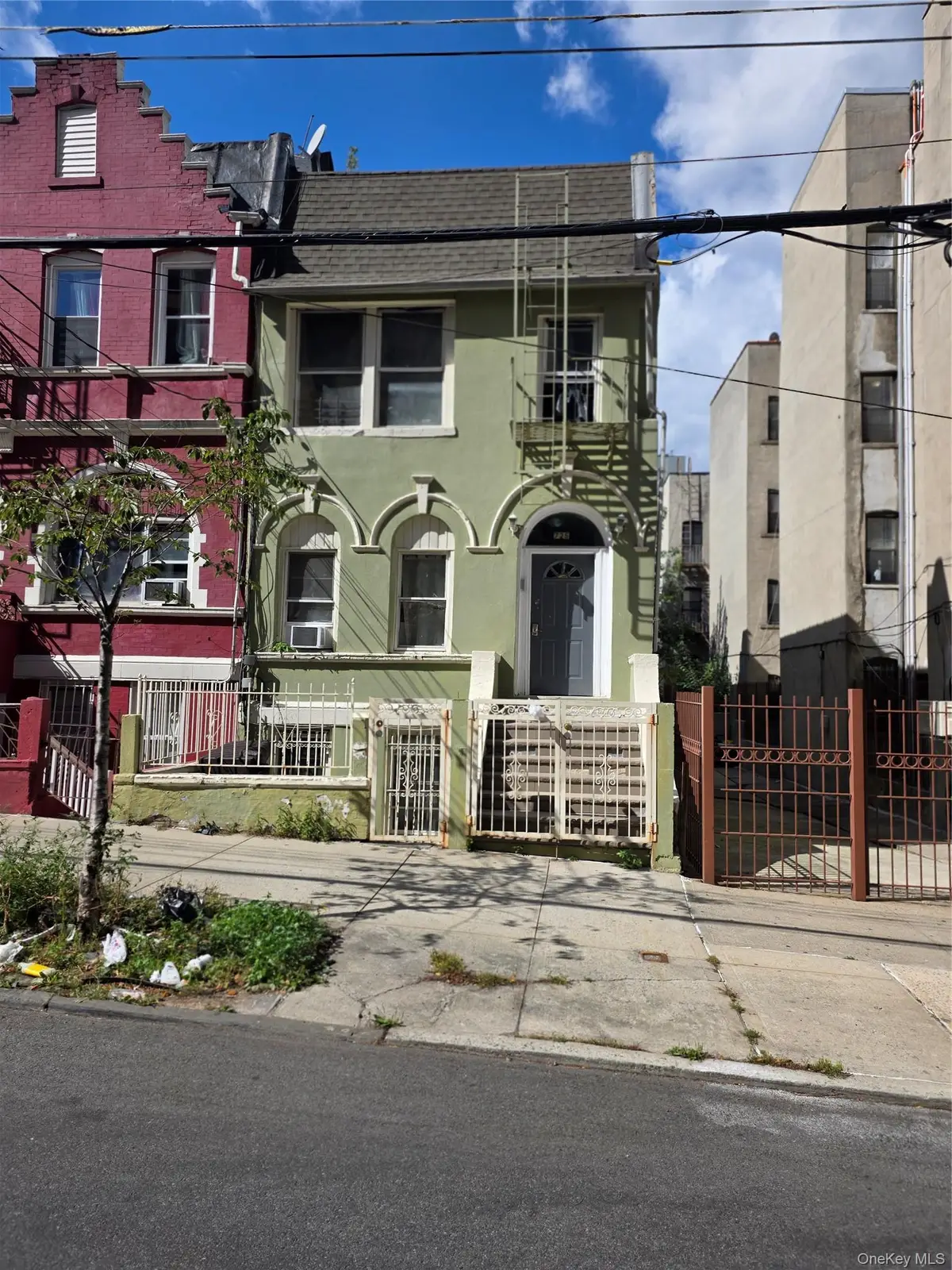 725 Eagle Avenue, Bronx, NY 10455 - #1
