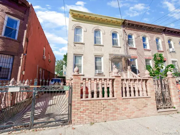 436 Lincoln Avenue, Brooklyn, NY 11208