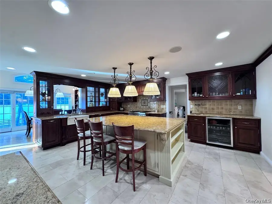 35 Moss Lane, Jericho, NY 11753 - #3