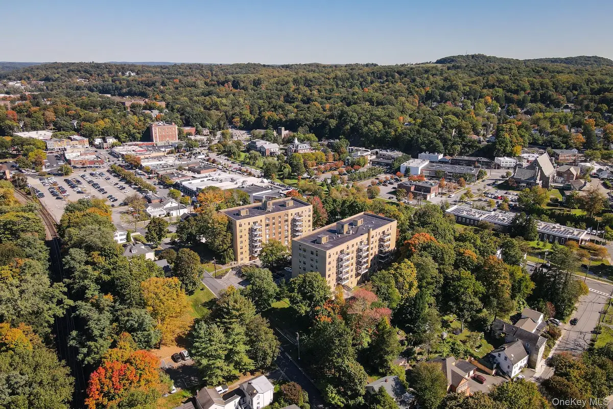 25 Stewart Place #418, Mount Kisco, NY 10549 - #1