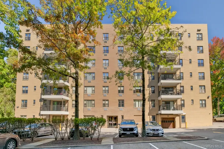 25 Stewart Place #418, Mount Kisco, NY 10549 - #2