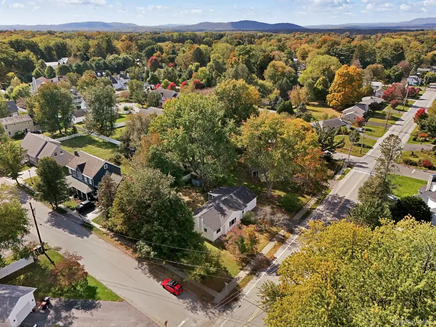 16 Knollwood Road, Rhinebeck, NY 12572 - #3