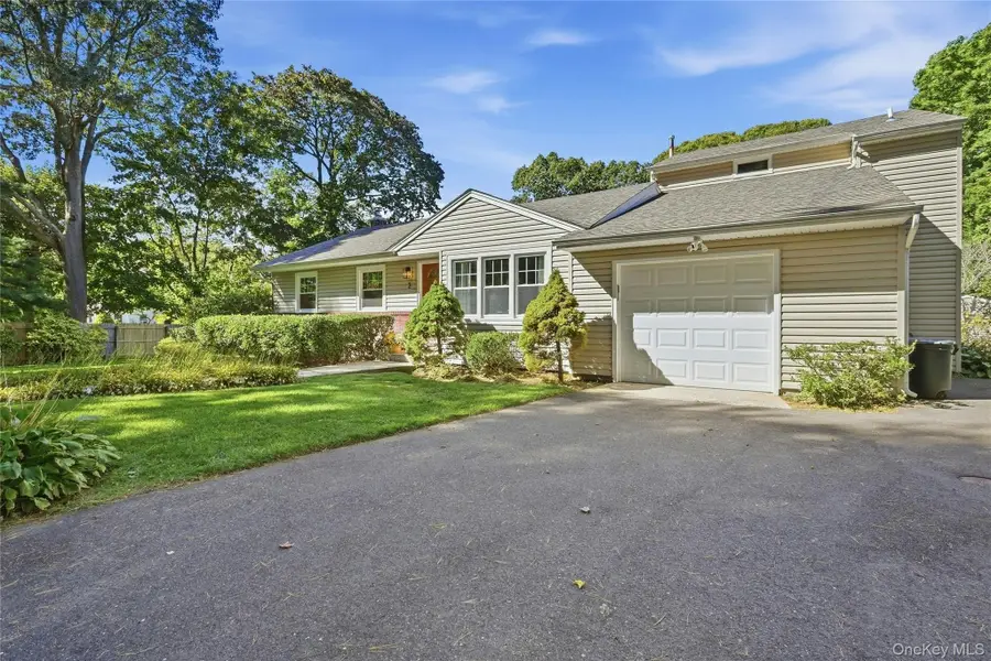 2 Milburn Lane, Huntington, NY 11743 - #2