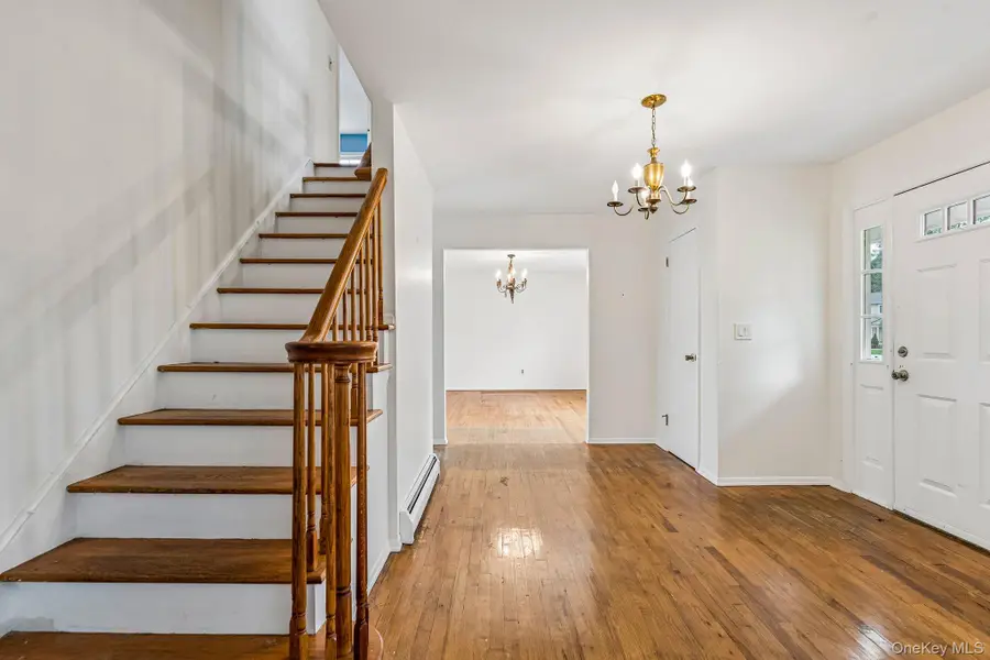 5 Edwin Lane, Huntington, NY 11743 - #3