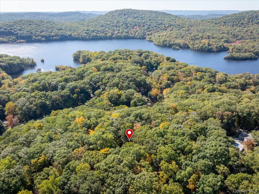 1471 Old Logging Road W, Yorktown Heights, NY 10598 - #3