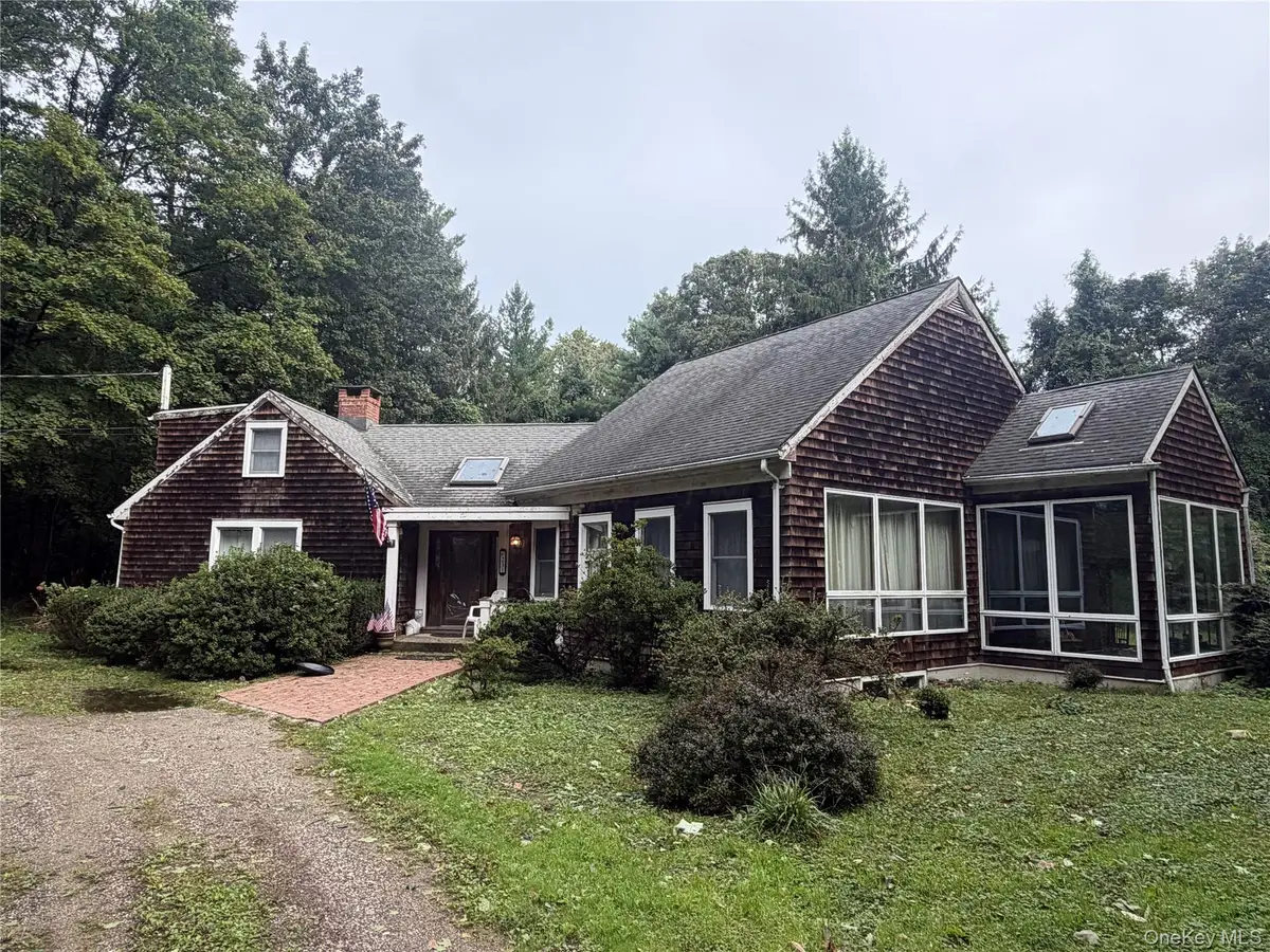 231 Southdown Road, Lloyd Harbor, NY 11743 - #1