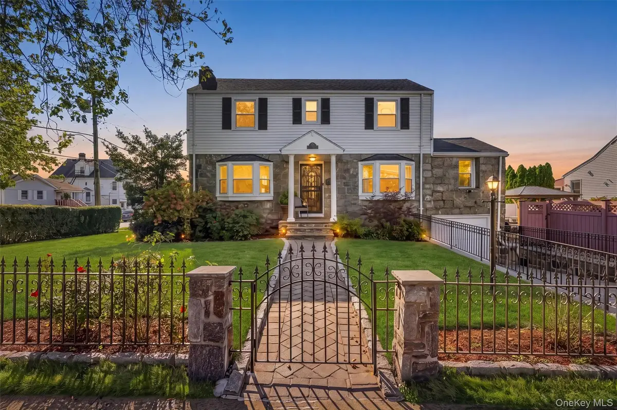 85 Dunwoodie Street, Yonkers, NY 10704 - #1