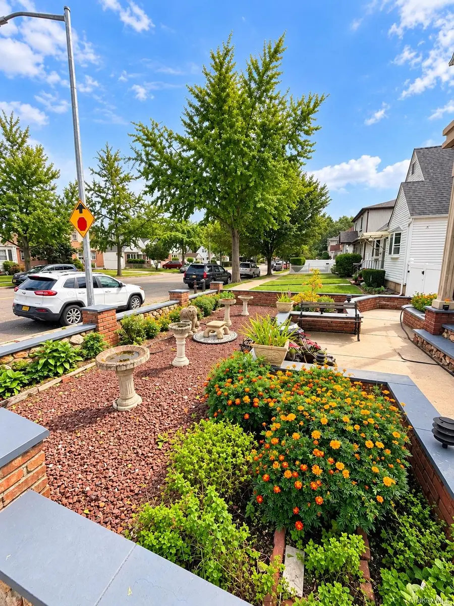 82-44 263rd Street, Glen Oaks, NY 11004 - #3