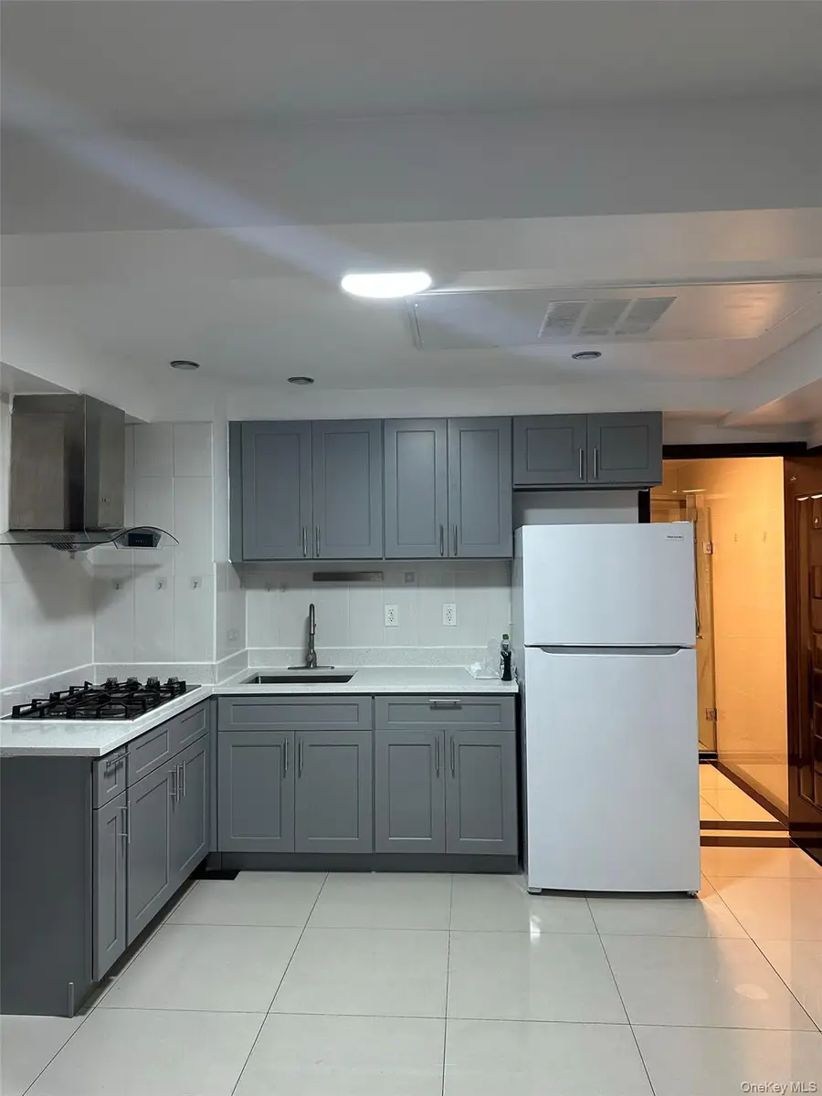 13229 Blossom Avenue #4G, Flushing, NY 11355 - #2