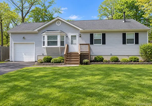 156 Orchid Drive, Mastic Beach, NY 11951