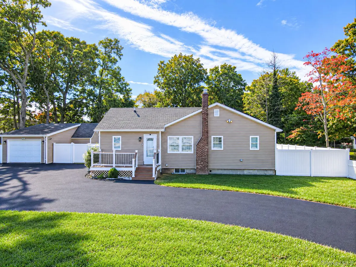 207 Laurelton Drive, Mastic Beach, NY 11951 - #1