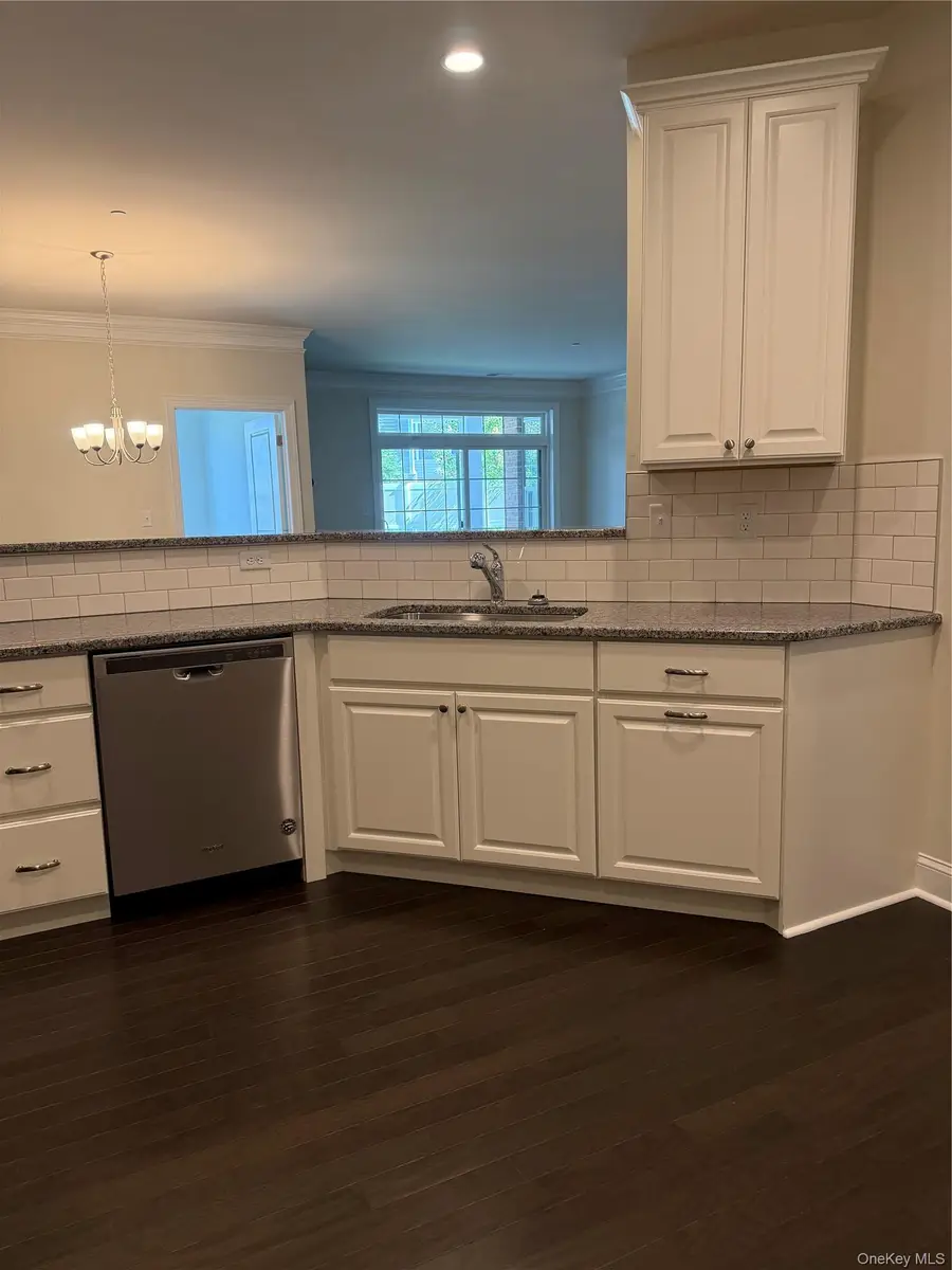 811 Regency Drive #802, Fishkill, NY 12524 - #3