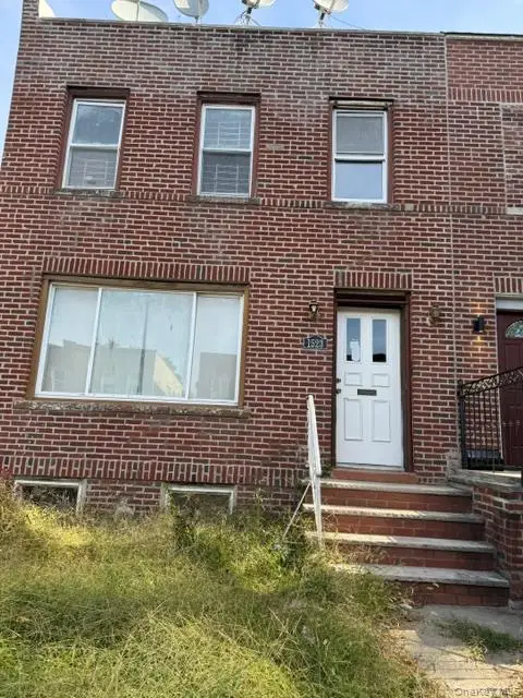 1523 E 33rd Street, Brooklyn, NY 11234