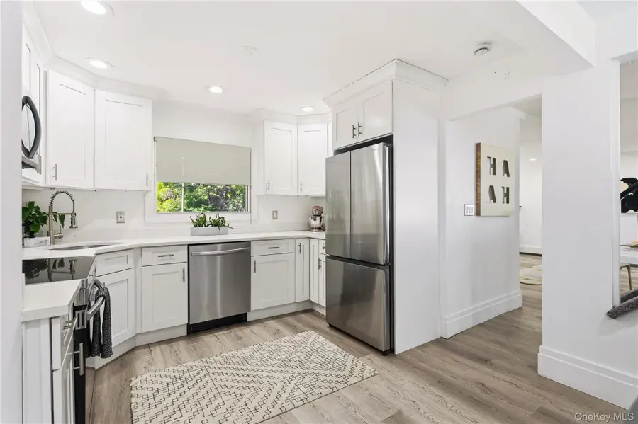 7 Charm City Drive, Port Jefferson Station, NY 11776 - #3