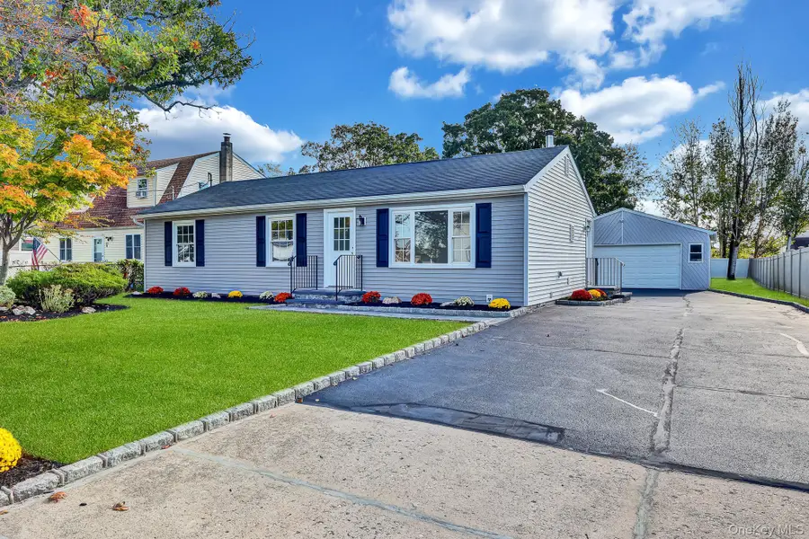 38 Miller Avenue, Amityville, NY 11701 - #2