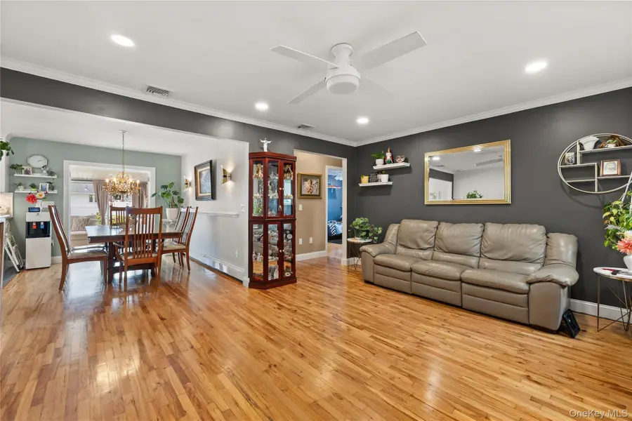 116 Massapequa Avenue, Massapequa, NY 11758 - #3