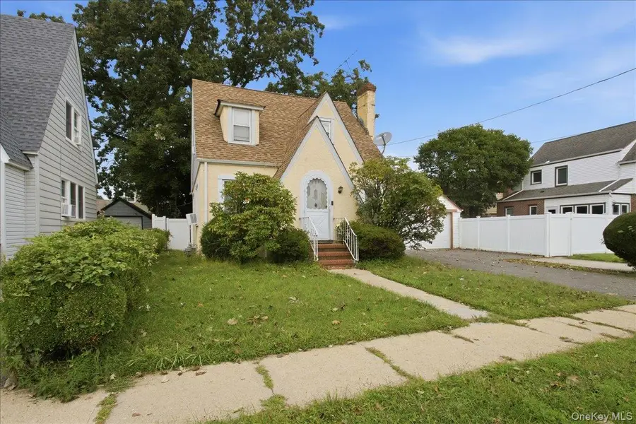179 Crowell Street, Hempstead, NY 11550 - #2