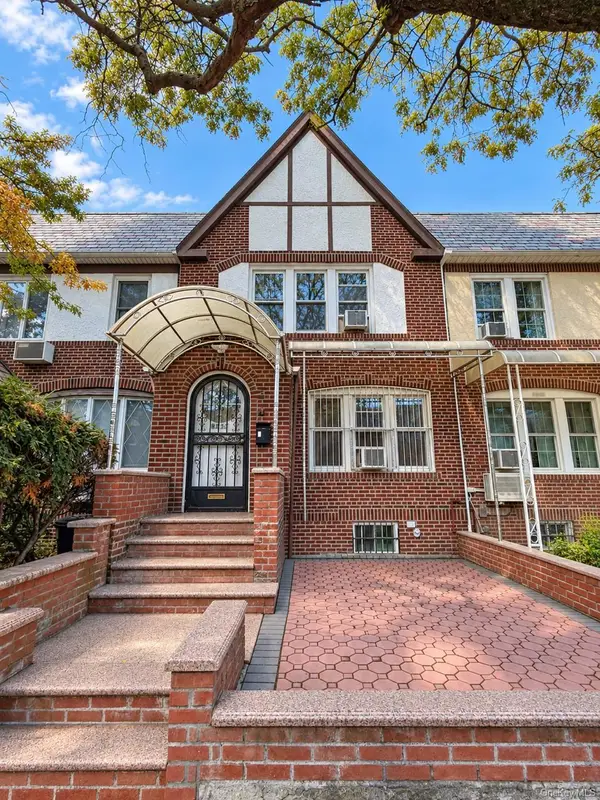 85-17 66th Road, Rego Park, NY 11374