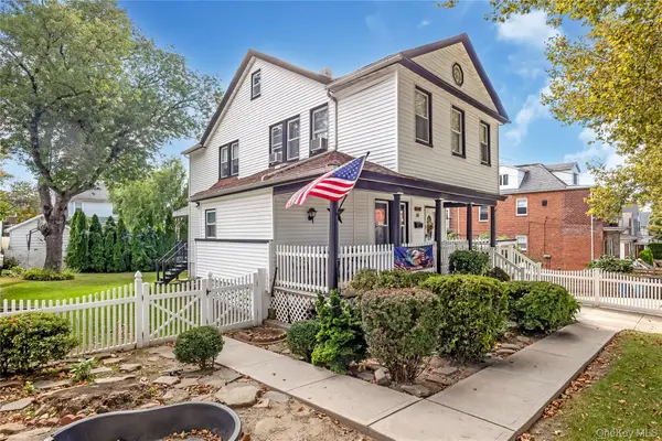154-58 11th Avenue, Whitestone, NY 11357