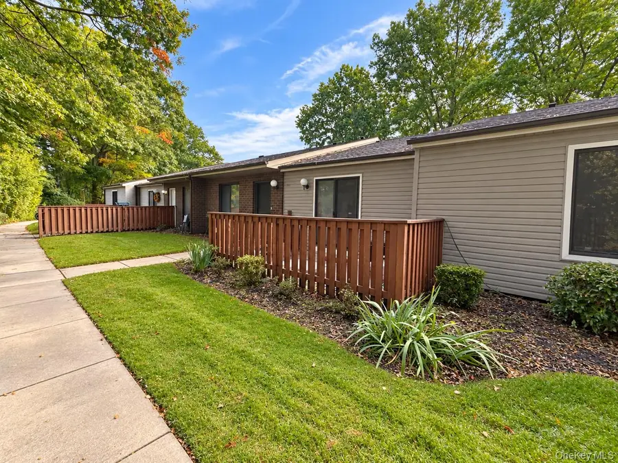 780 Hilltop Court, Coram, NY 11727 - #2