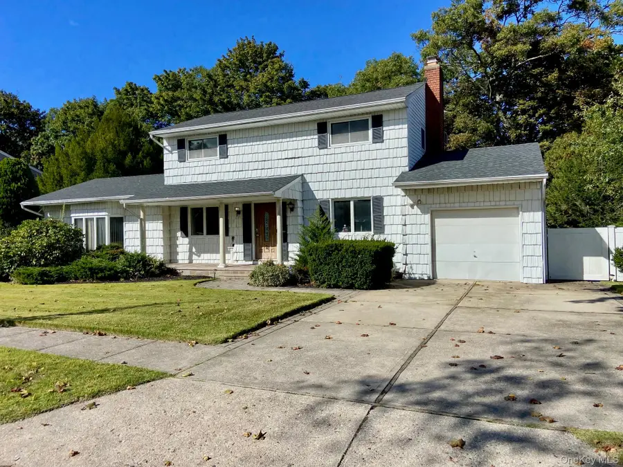 21 Shelton Court, Commack, NY 11725 - #3