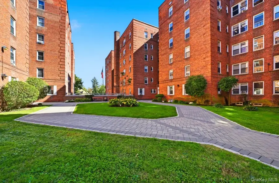 70 Locust Avenue #103B, New Rochelle, NY 10801 - #3
