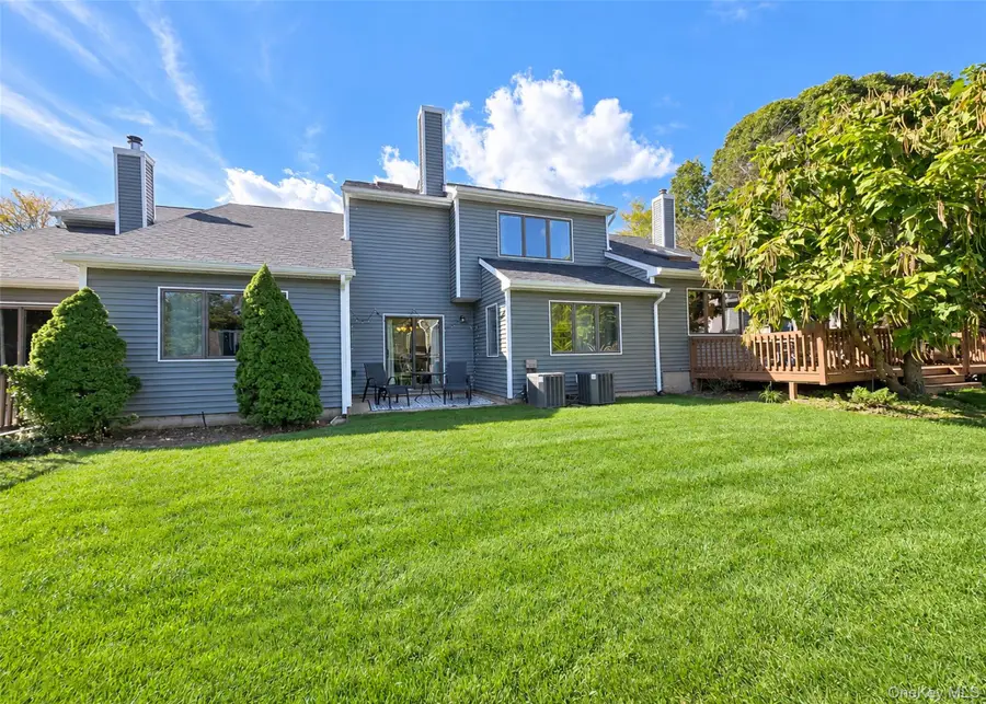46 Jeremy Circle, Nesconset, NY 11767 - #3