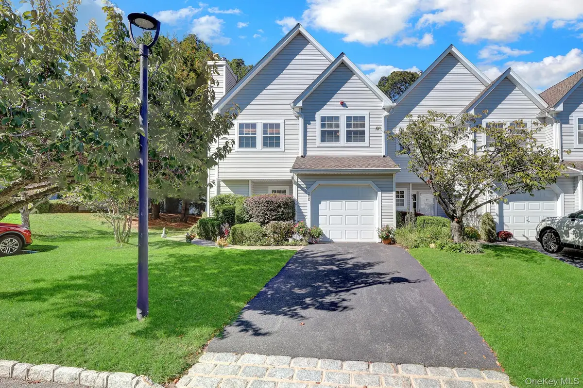 208 Erik Drive, East Setauket, NY 11733 - #1