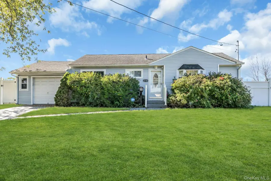 2710 Heather Avenue, Medford, NY 11763 - #2