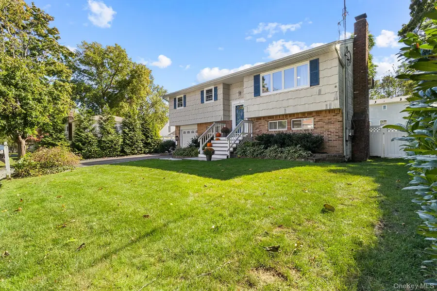 12 Bryan Street, Huntington, NY 11743 - #3