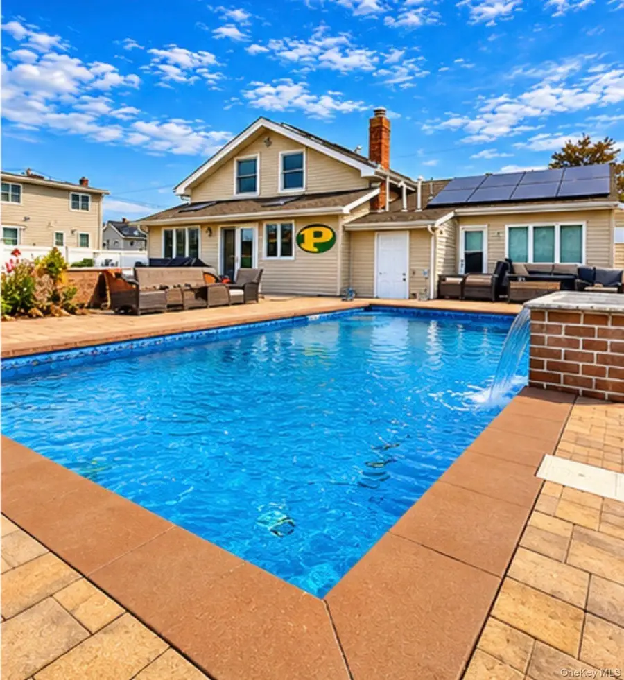 12 New Point Place, Amityville, NY 11701 - #3