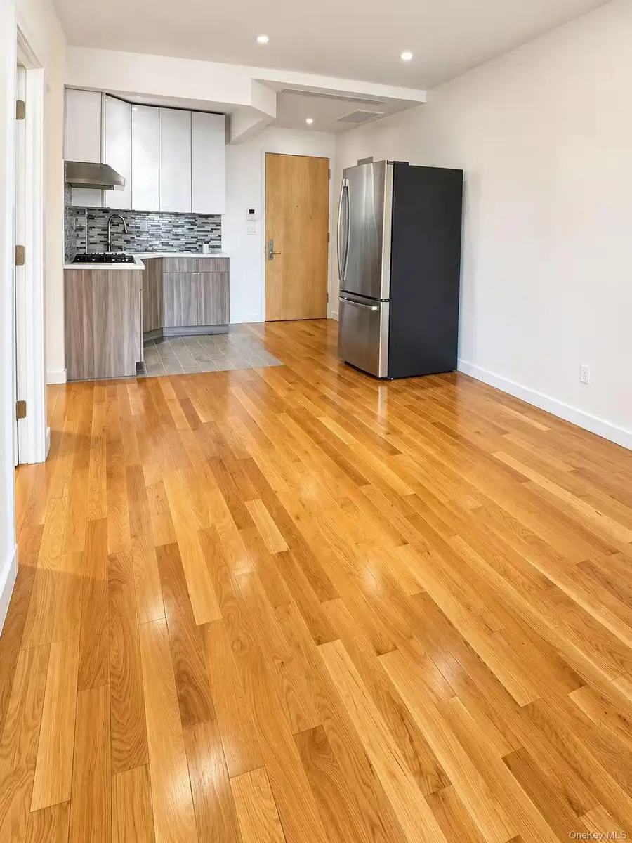 4223 Parsons Boulevard #2D, Flushing, NY 11355 - #2