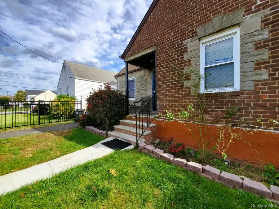 15316 132nd Avenue, Jamaica, NY 11434 - #3