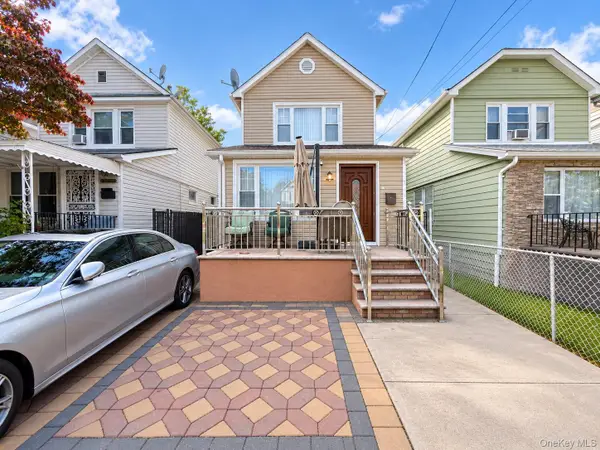 11608 219th Street, Cambria Heights, NY 11411