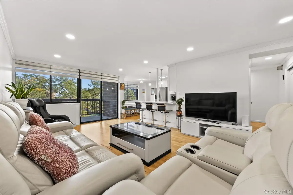 1 Bay Club Drive #3K, Bayside, NY 11360 - #1