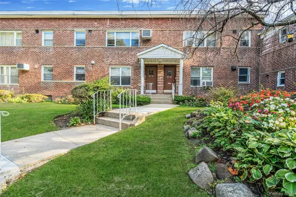 87-27 Marengo Street #2C, Holliswood, NY 11423