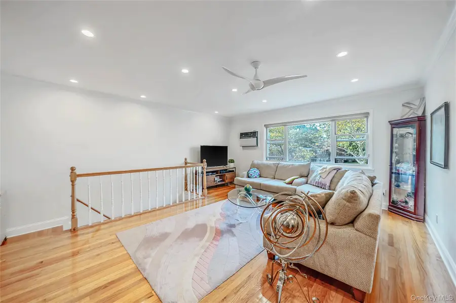 87-27 Marengo Street #2C, Hollis, NY 11423 - #3