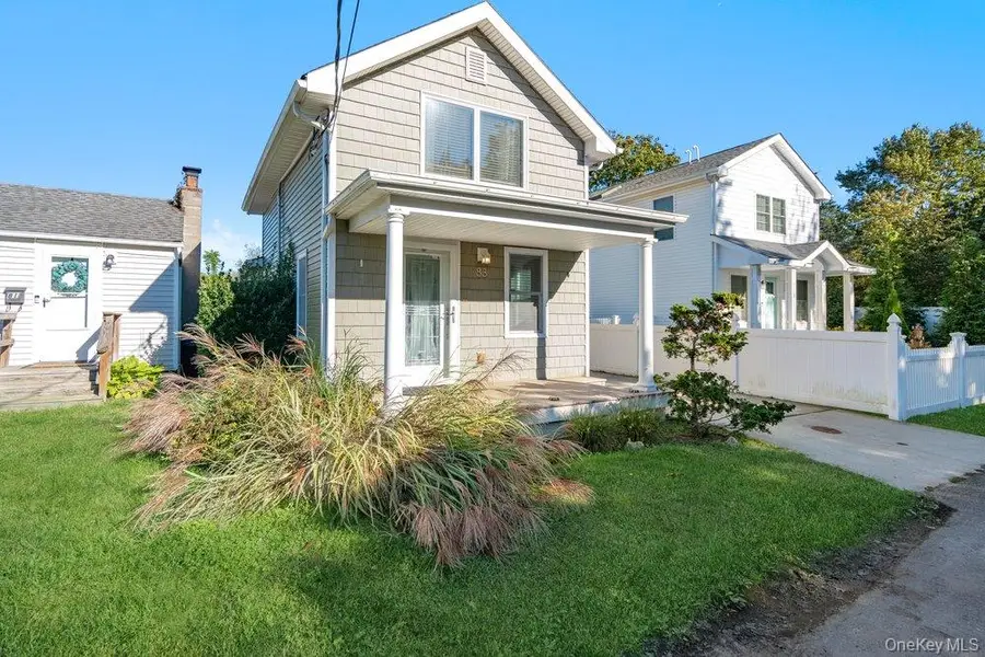 83 Nottingham Avenue, Patchogue, NY 11772 - #3
