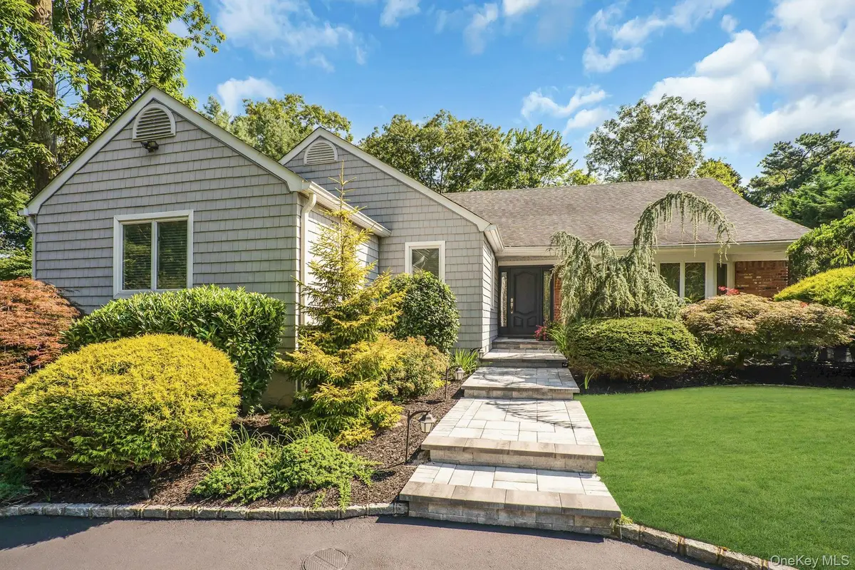 33 Mcculloch Drive, Dix Hills, NY 11746 - #1