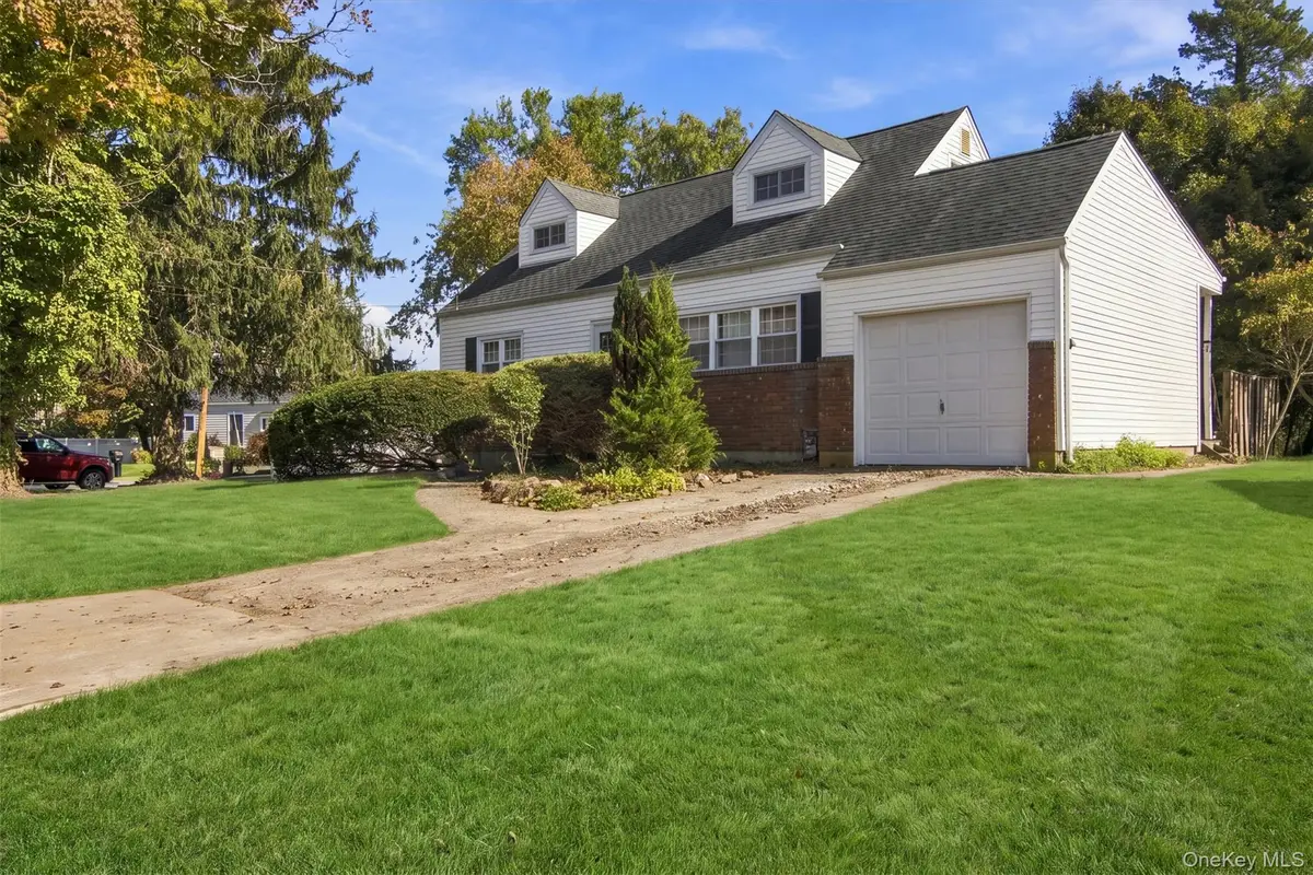 17 Continental Drive, Selden, NY 11776 - #1