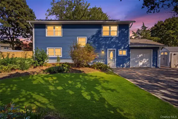 23 Dave Lane, South Setauket, NY 11720