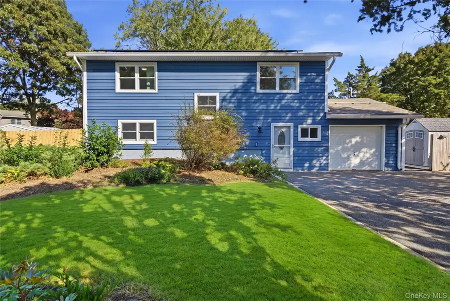 23 Dave Lane, South Setauket, NY 11720 - #2