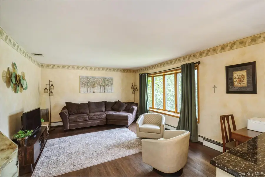 35 Peppermint Road, Commack, NY 11725 - #2