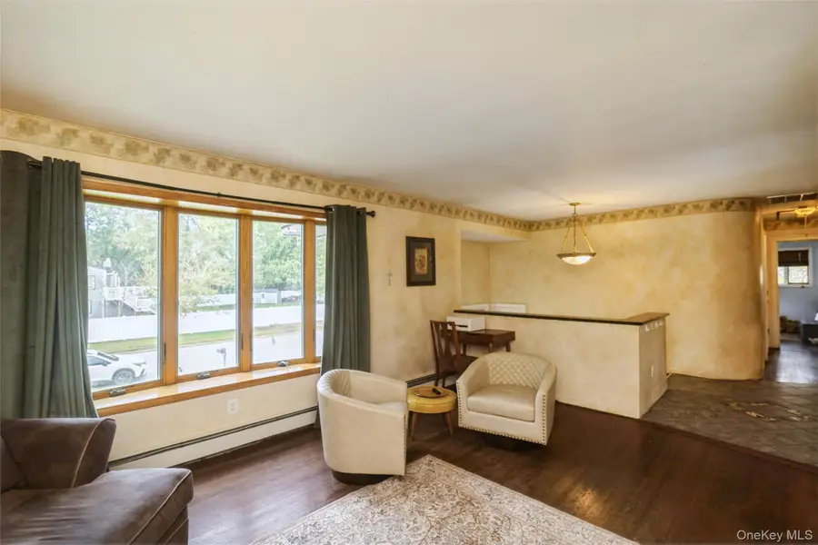 35 Peppermint Road, Commack, NY 11725 - #3